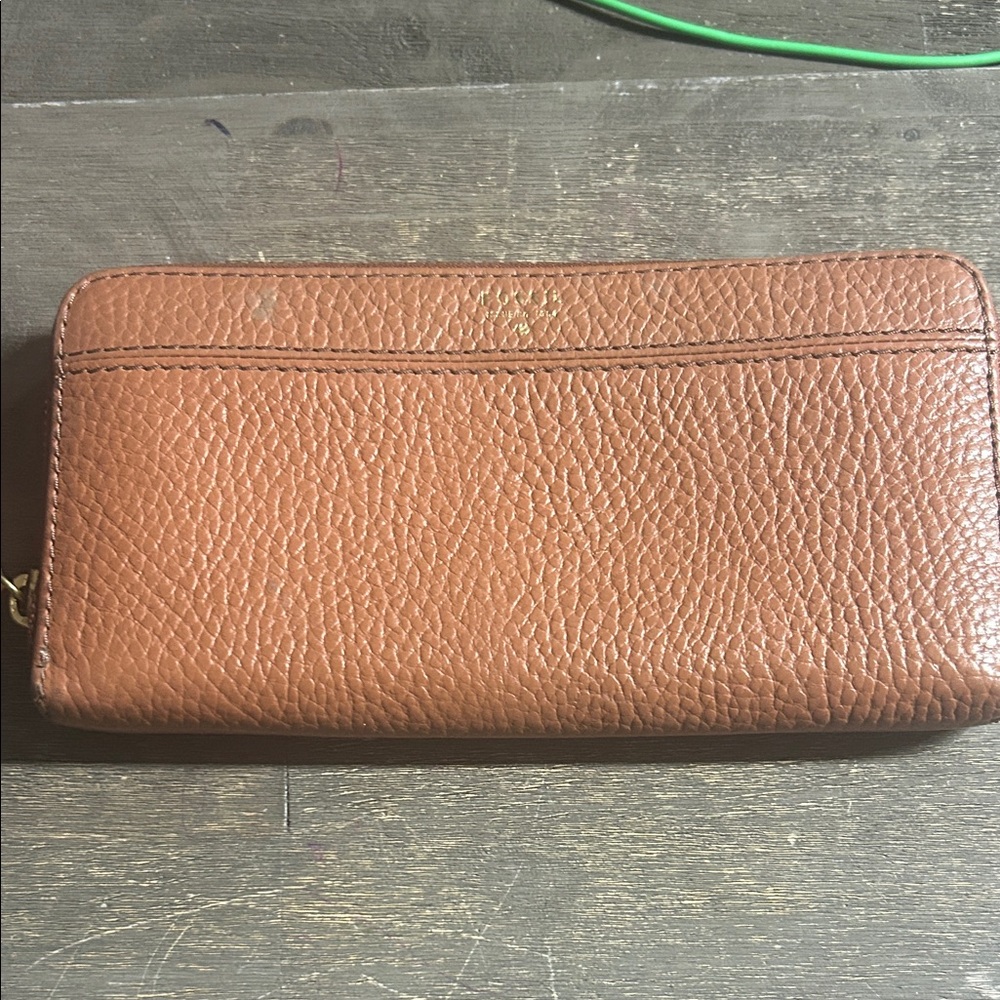 Fossil Brown Pebbled‎ Leather Wallet with Gold Accents and Grey Interior